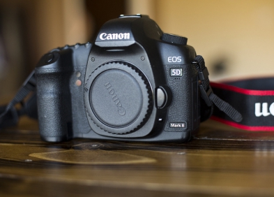 Canon 5D Mark II: Huyền thoại DSLR vẫn đáng mua ở thời điểm hiện tại?
