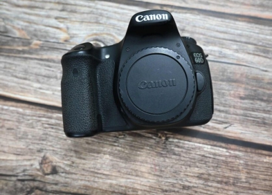 Canon 60D vs 650D: So sánh chi tiết về hiệu suất và tính năng