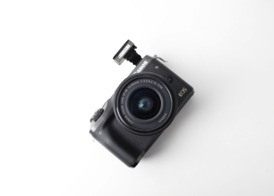 Canon M6 vs Sony A6000: Thông số, hiệu năng và chất lượng ảnh