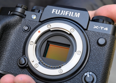 Máy ảnh Fujifilm XT4: Thiết kế, tính năng và chất lượng hình ảnh