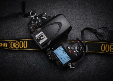 Nikon D800 vs D750: Hai chiếc máy ảnh DSLR Full-Frame đáng mua