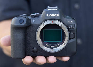 Review Canon R6 II: Hiệu năng mạnh mẽ, chống rung ấn tượng – có đáng để nâng cấp?