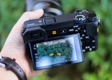 Sony A6500: Đánh giá chi tiết tính năng và khả năng chụp ảnh