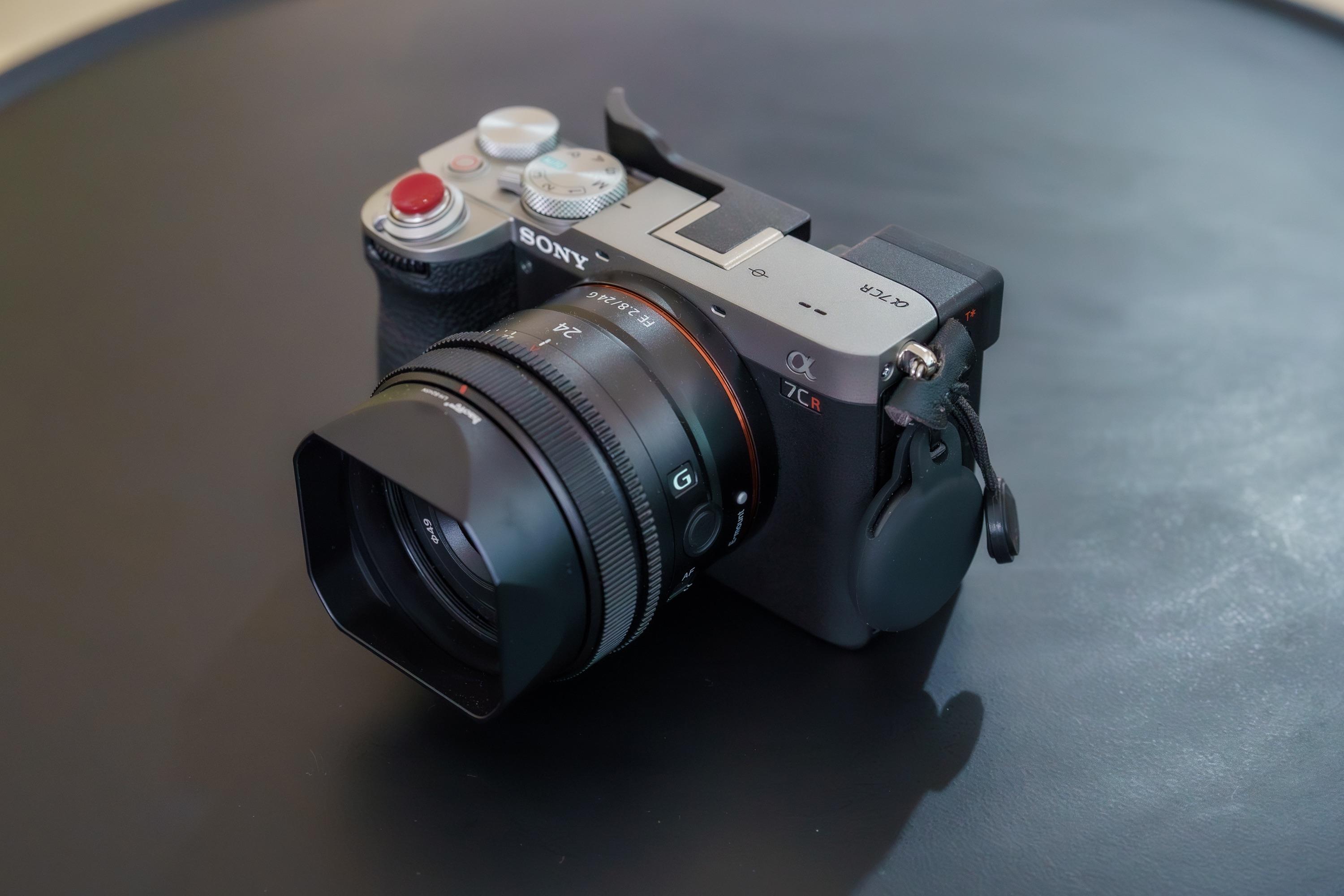 đánh giá Sony A7CR