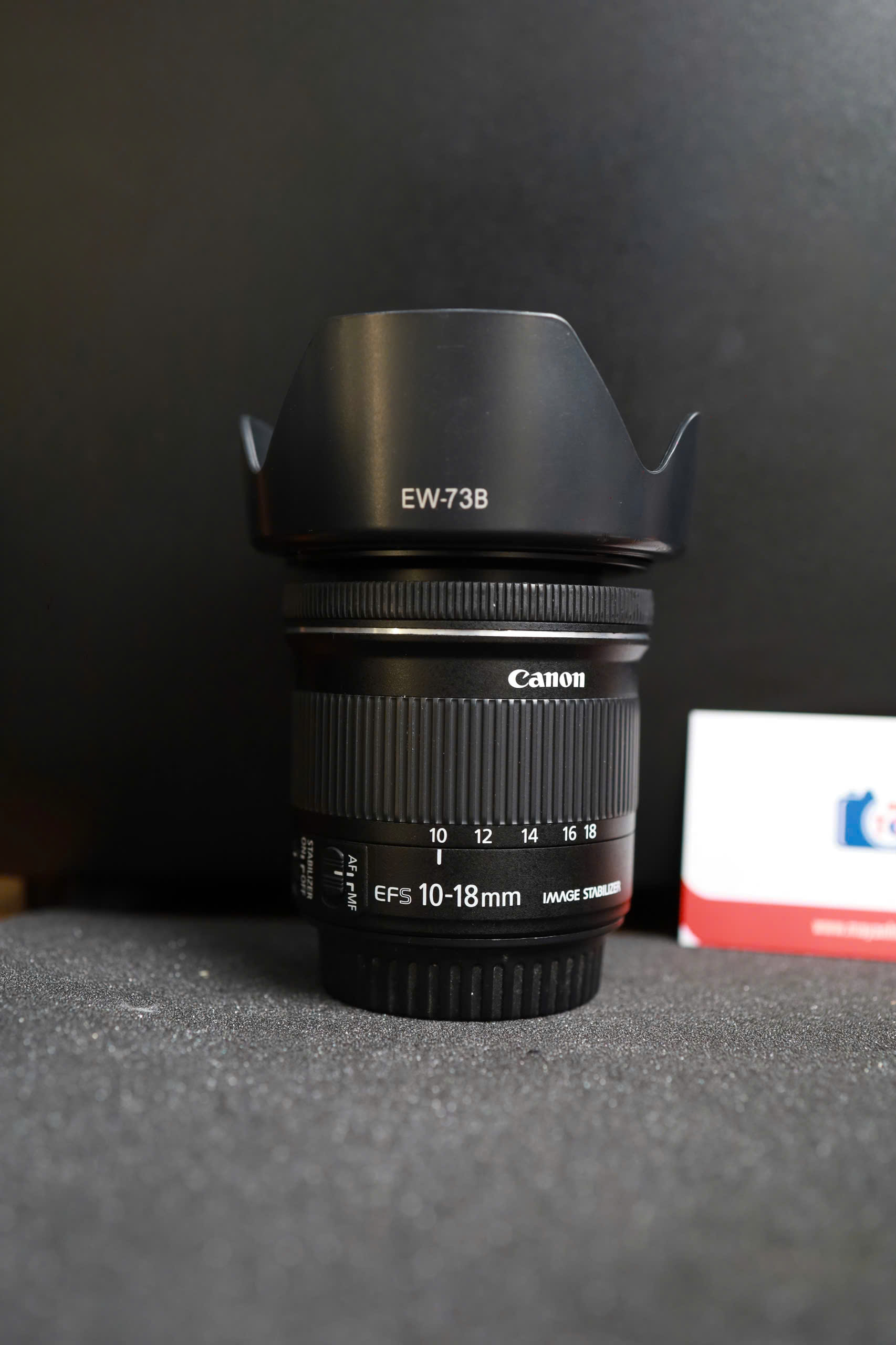 Canon 700d ngàm gì