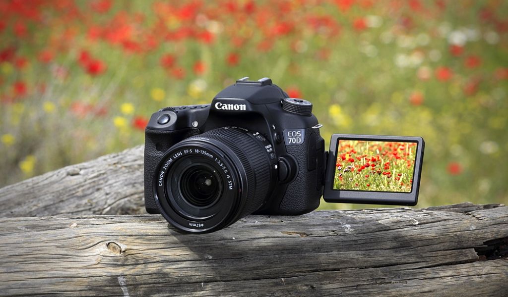 Canon 70D sản xuất năm nào