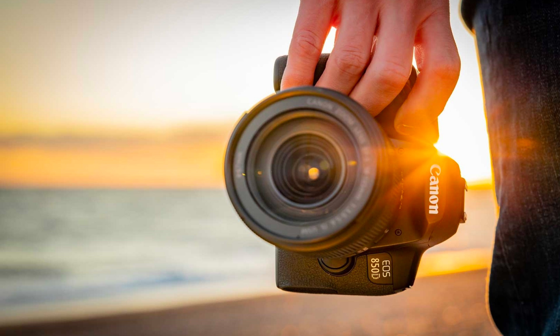Canon 850d vs r50