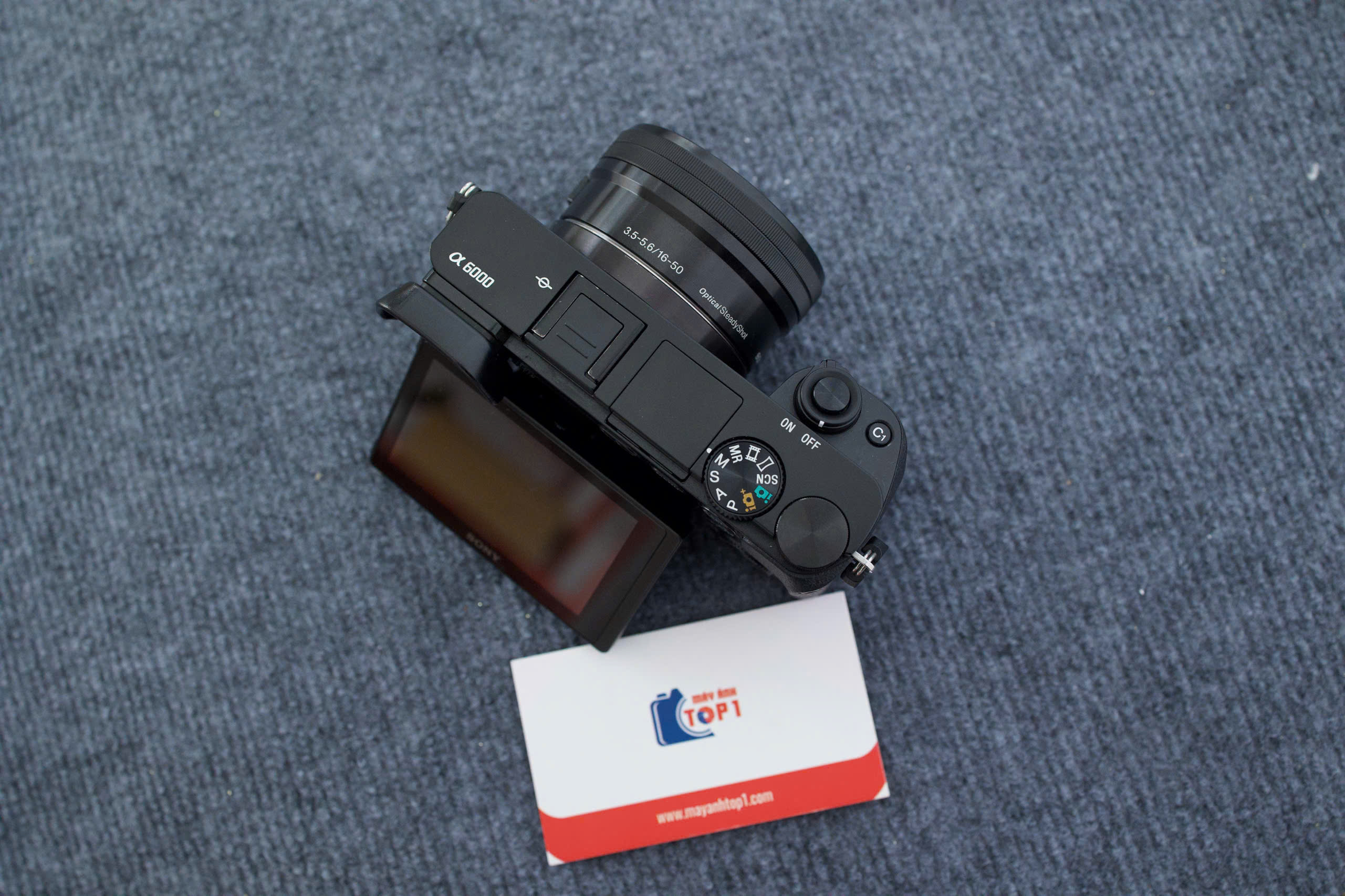 Canon M6 vs Sony A6000