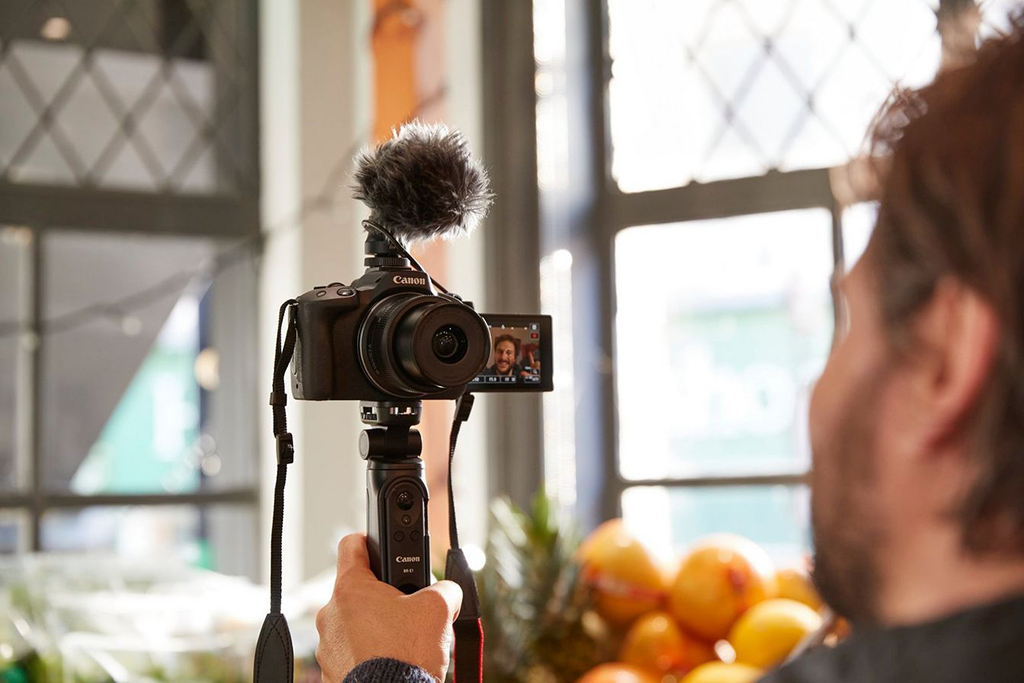 Canon R50 quay video