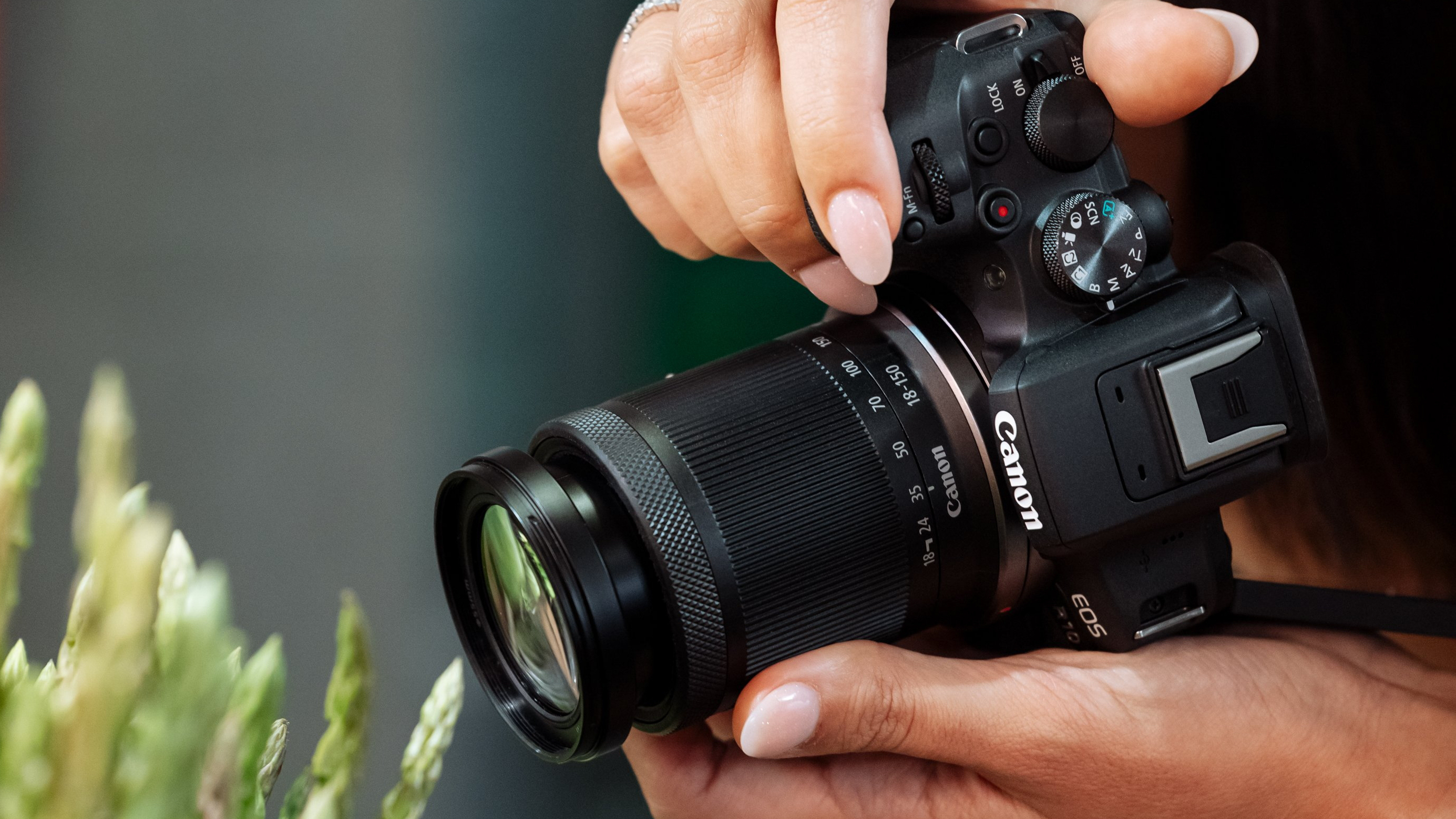 Canon loại nào tốt nhất