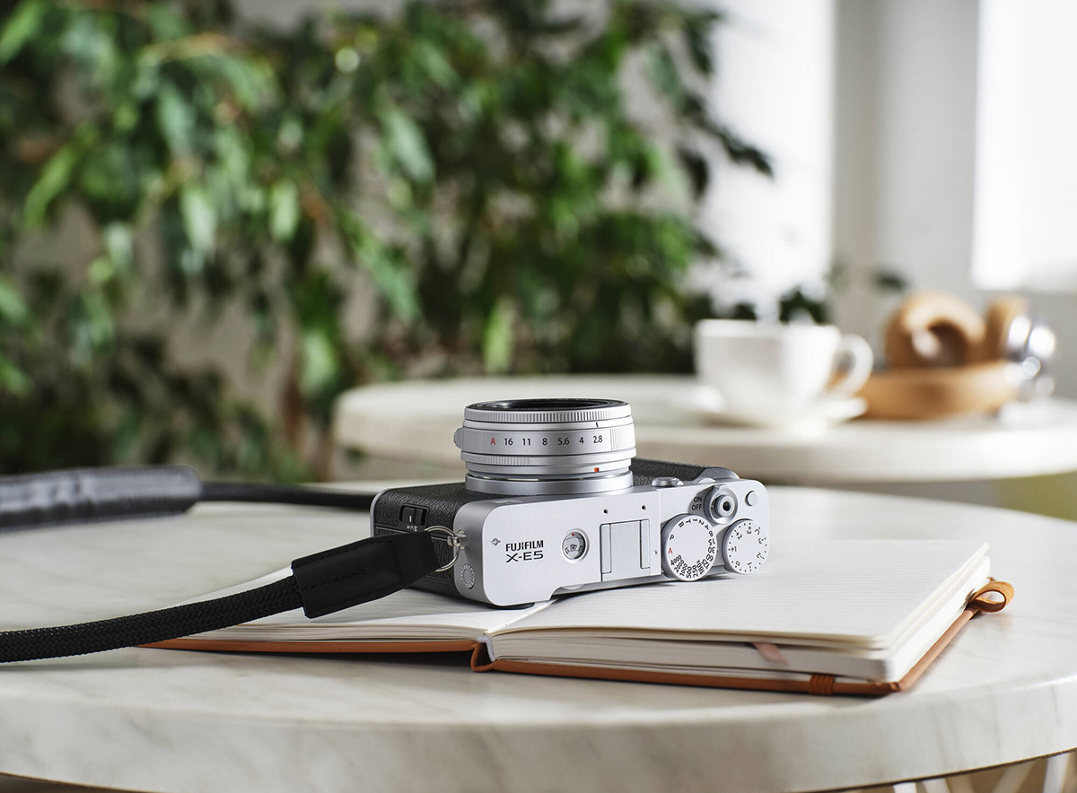 Fuji X-E5