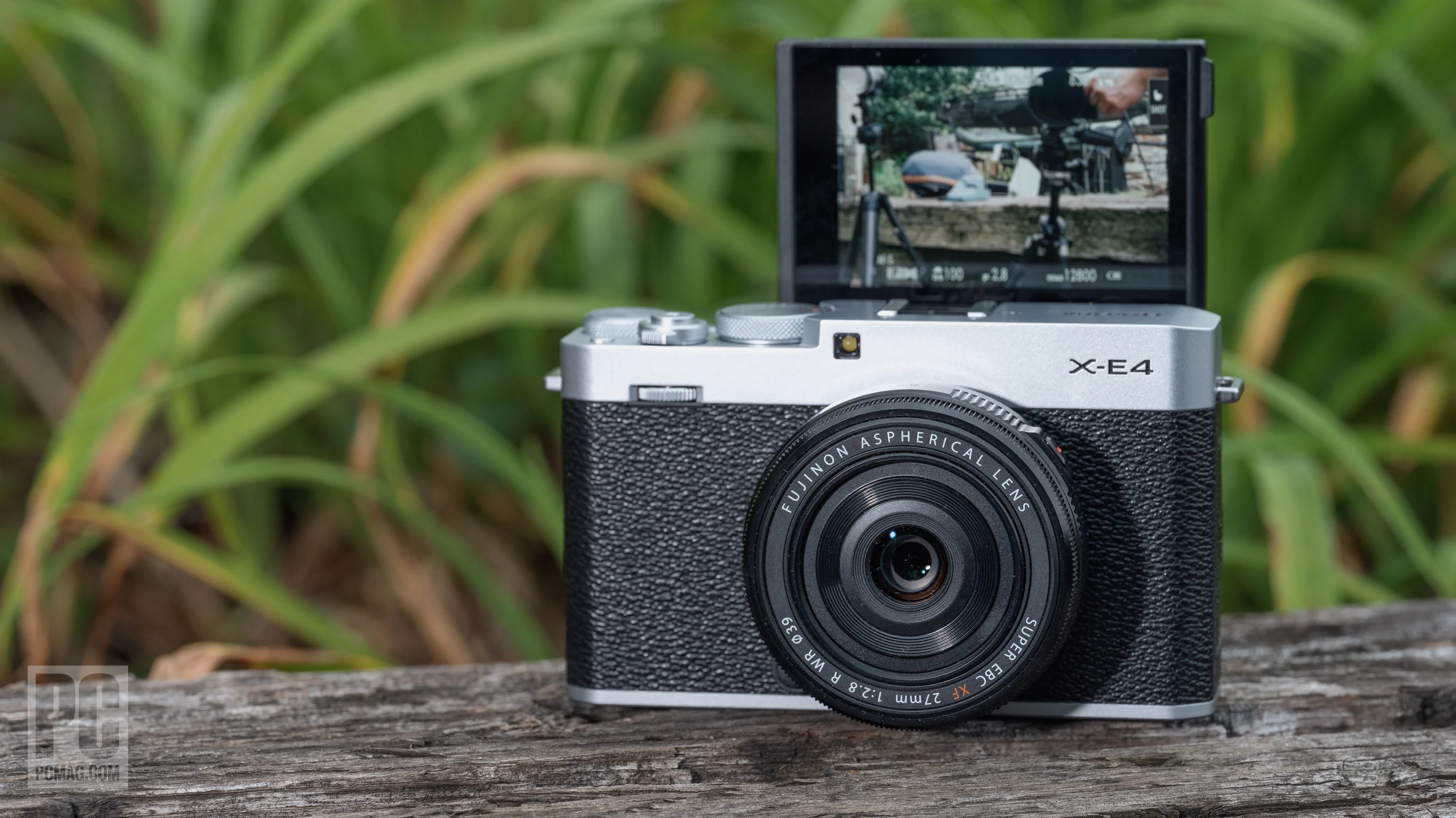 Fujifilm XE4 vs XM5