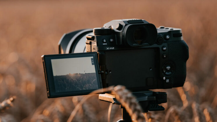 Fujifilm XH2 ra mắt năm nào