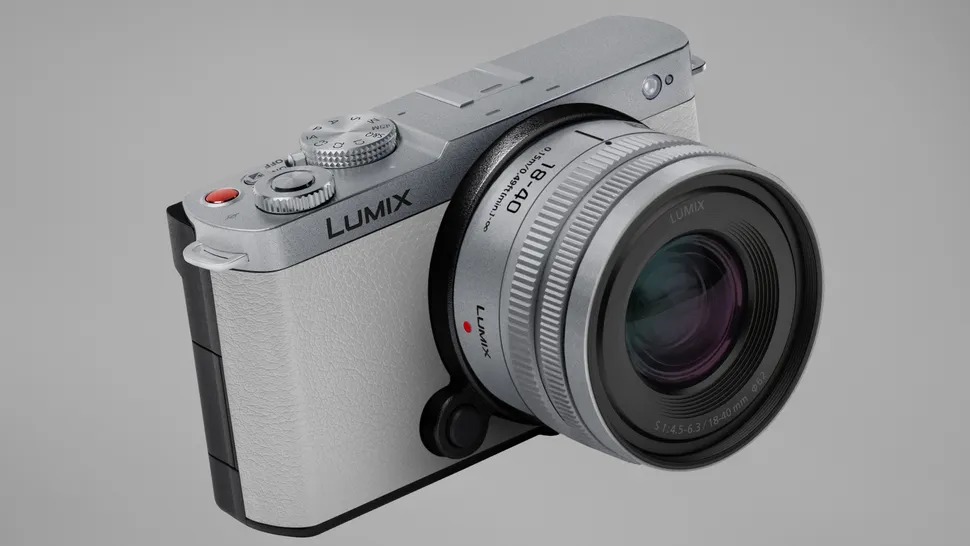 Panasonic Lumix S9
