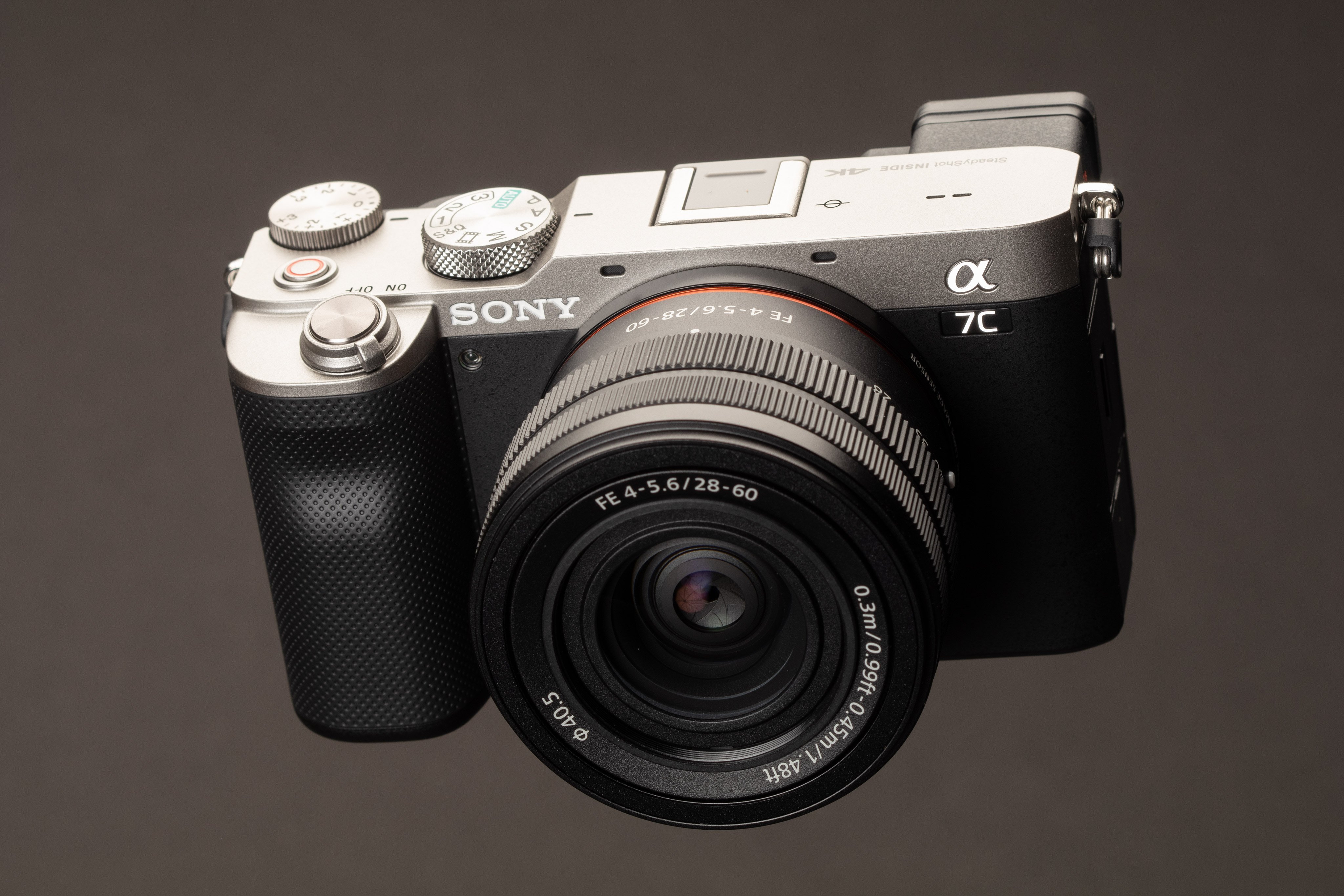 Sony A7C ra mắt năm nào
