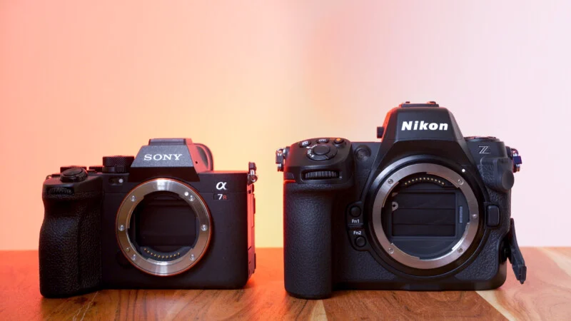 Sony A7R5 vs Nikon Z8