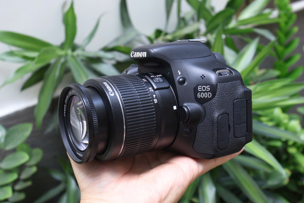 canon 600d vs canon 700d