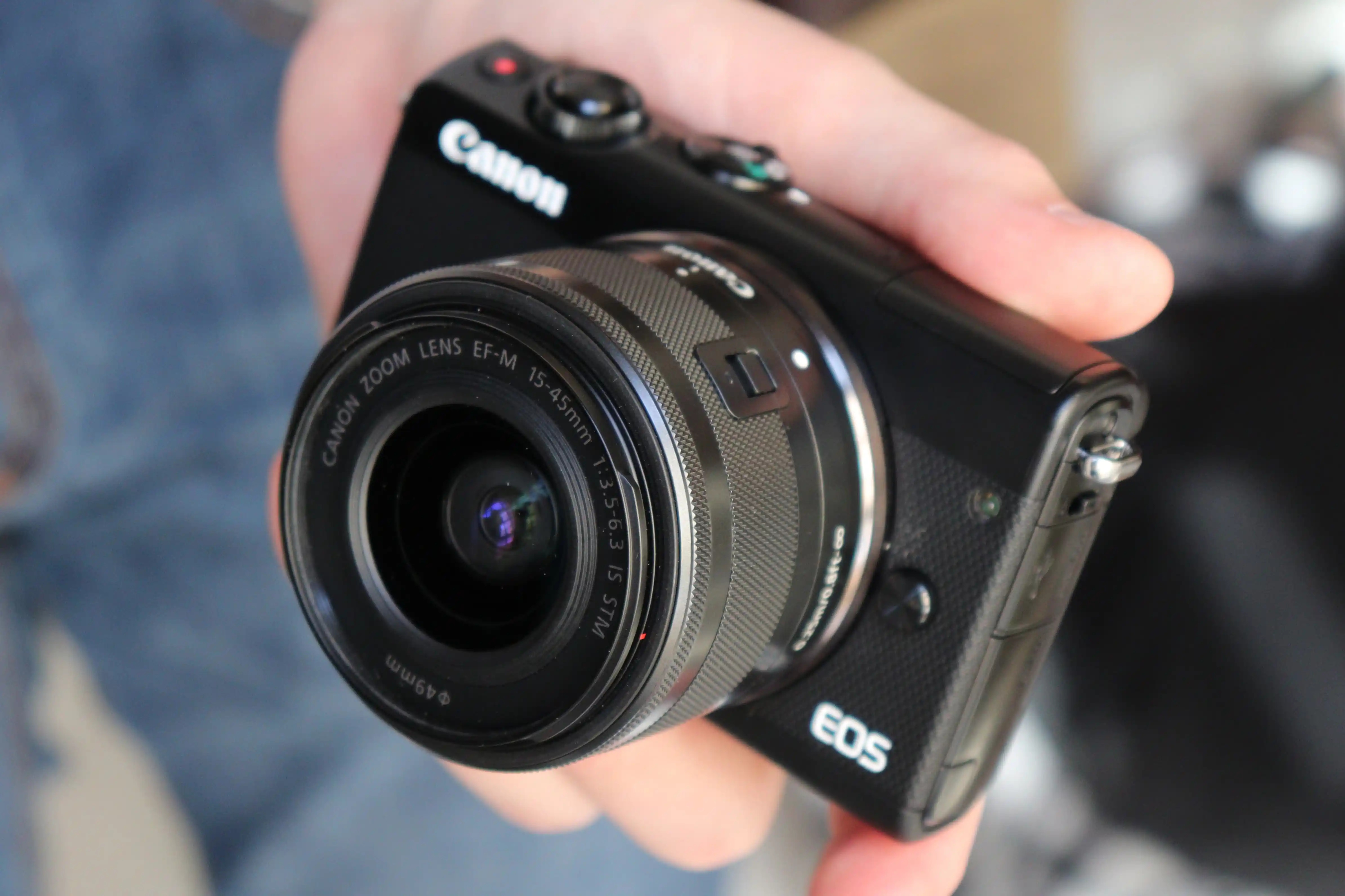 canon m100 bao nhiêu