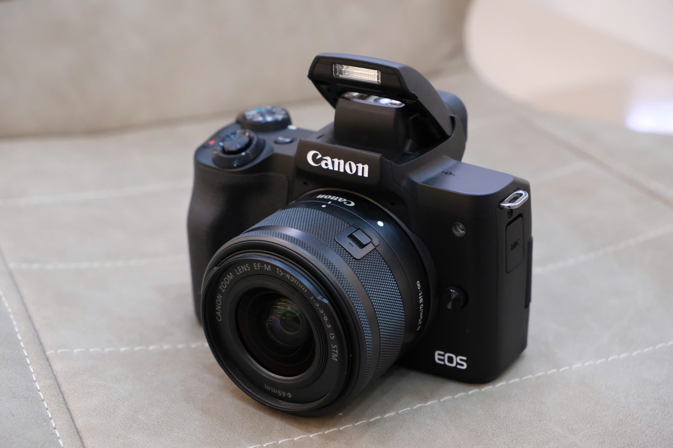 canon m6 mark ii vs m50 mark ii
