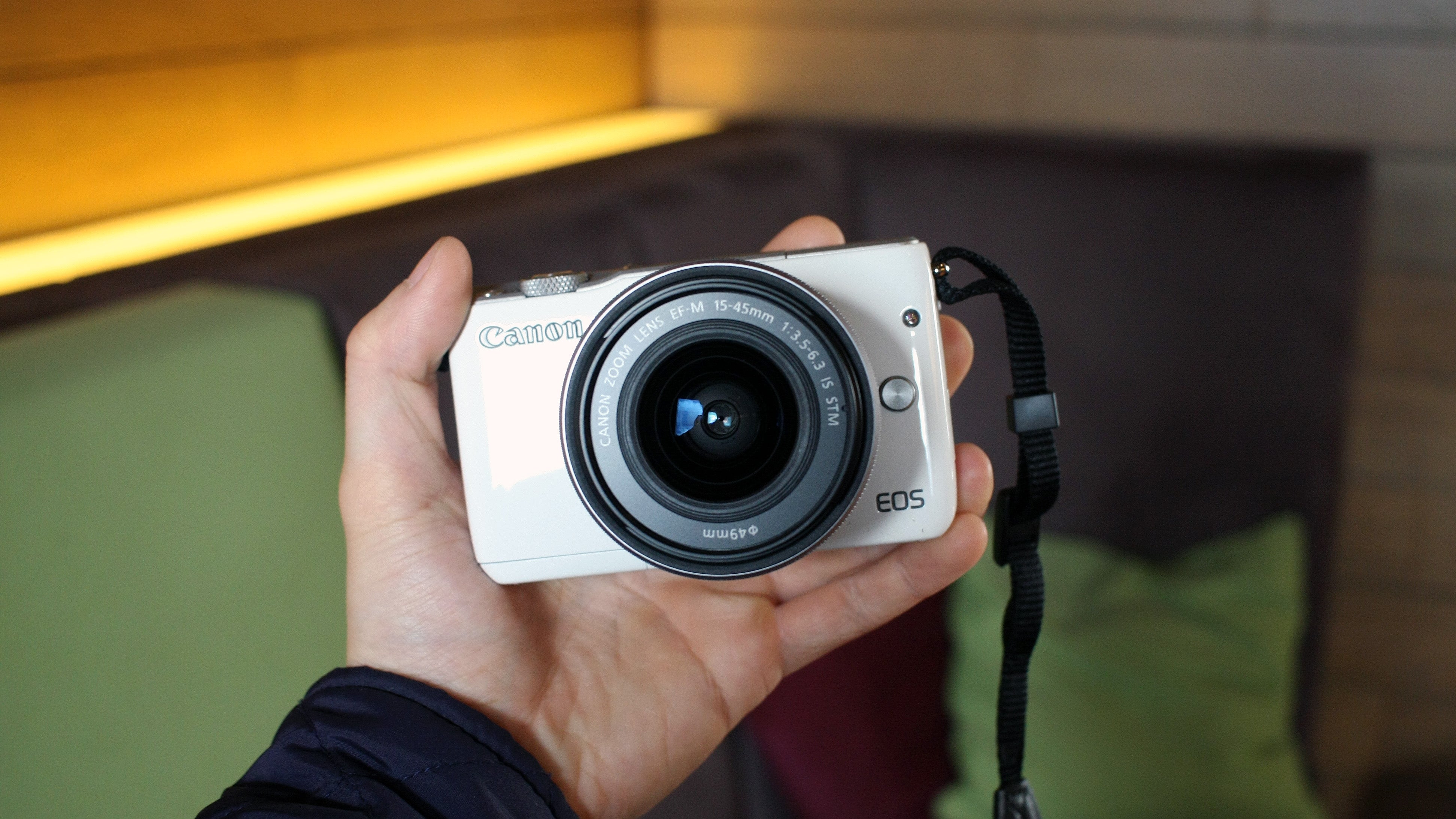 Máy Ảnh Top 1 cung cấp máy Canon M10 cũ chất lượng như mới 99%