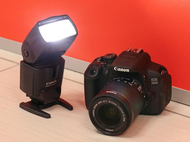 chụp ảnh với đèn flash rời