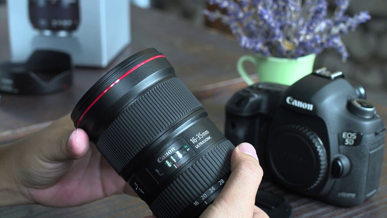 chụp sự kiện nên dùng lens nào