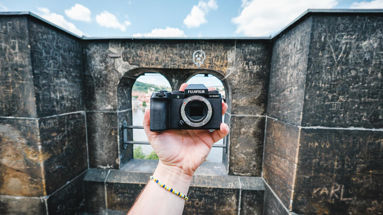 fujifilm xt50 vs xs20
