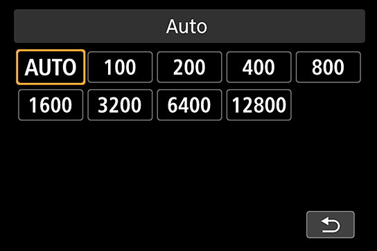 Tùy chọn Auto ISO giúp người mới làm quen dễ dàng cân chỉnh phơi sáng tự động.