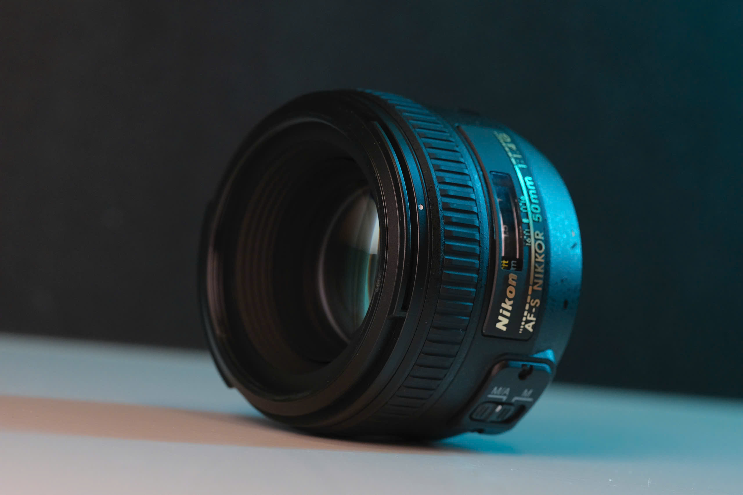 lens chụp tiệc cưới