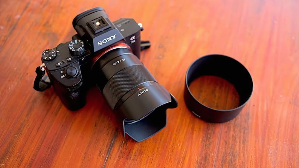 lens hood
