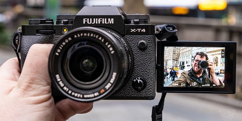 máy ảnh cho dân du lịch