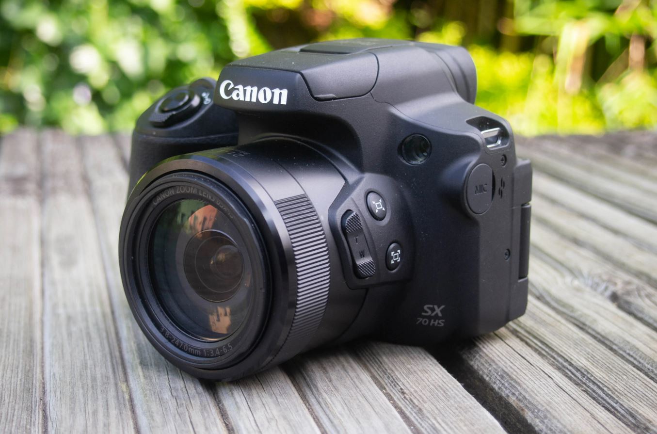 máy ảnh zoom xa nhất hiện nay