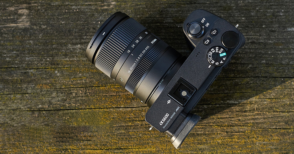 máy sony a6400