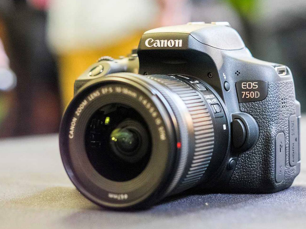 Thiết kế của máy ảnh Canon 750D