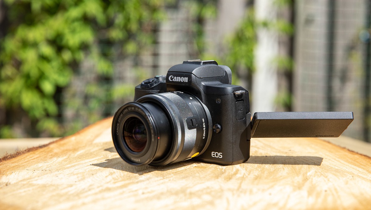 Máy ảnh chụp chân dung đẹp Canon EOS M50 Mark II