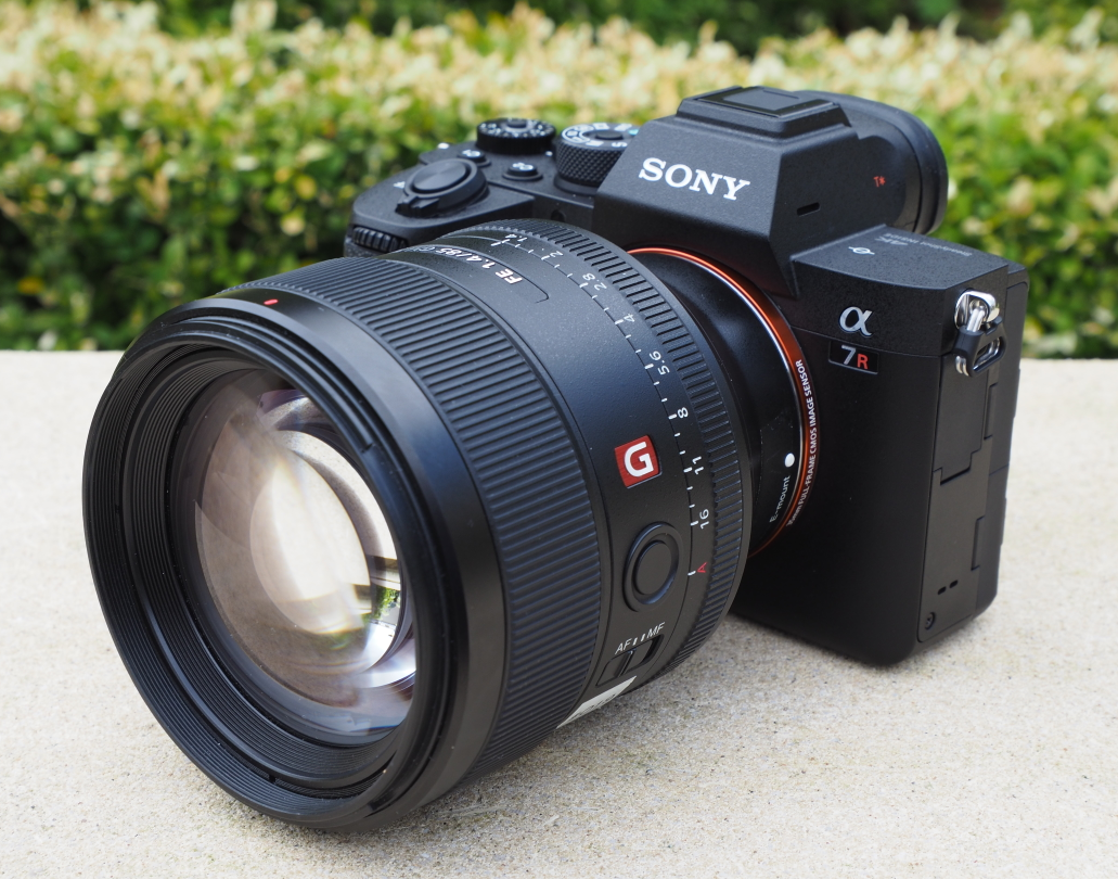 Máy ảnh Sony A7R IV