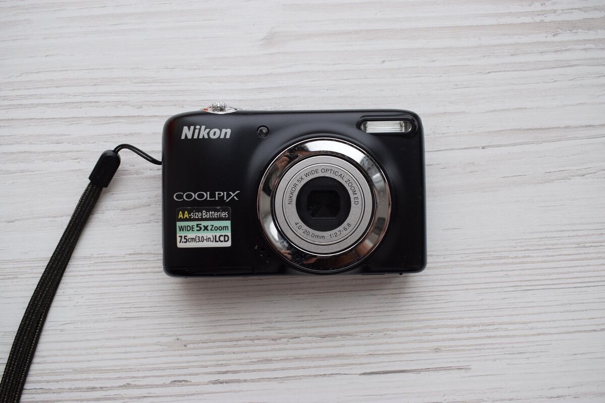 Nikon Coolpix L25  - Cái tên đầu tiên trong danh sách máy ảnh giá rẻ dưới 2 triệu