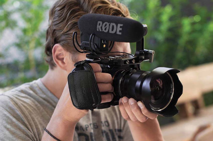 mic thu âm máy ảnh