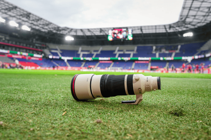 ra mắt fe 100-400mm