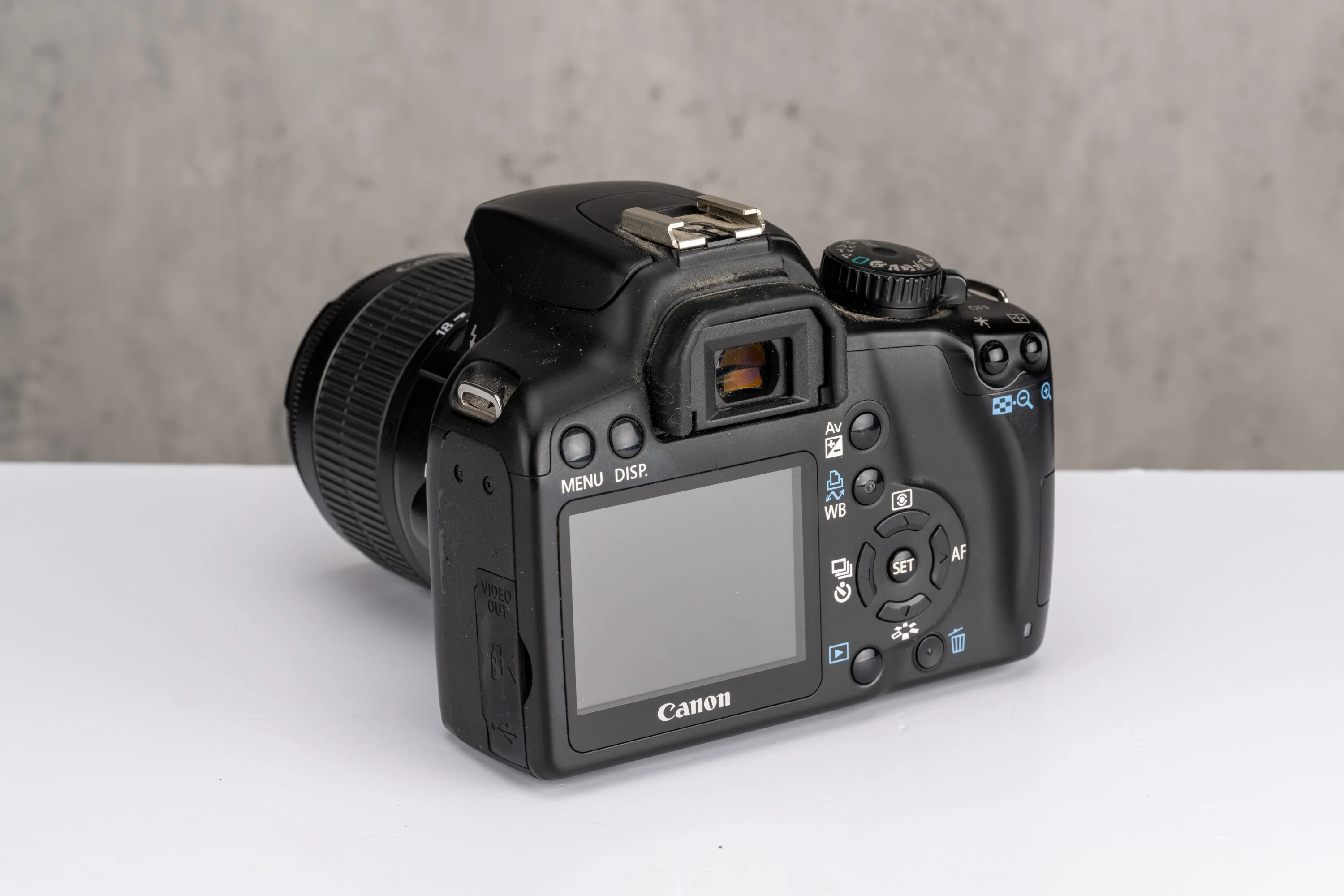 CANON 1000D