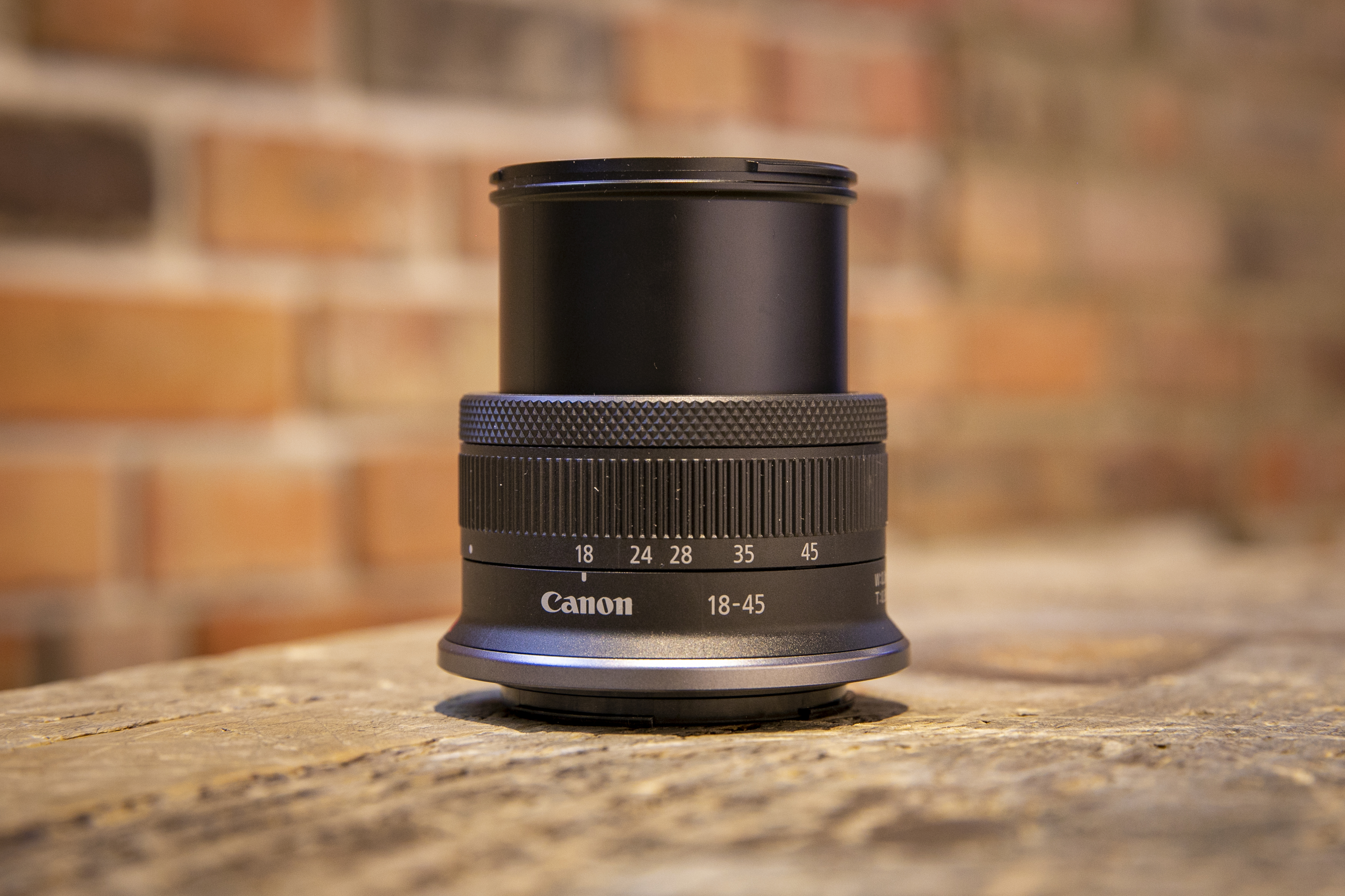 CANON RF-S 18-45MM F4.5-6.3 IS STM