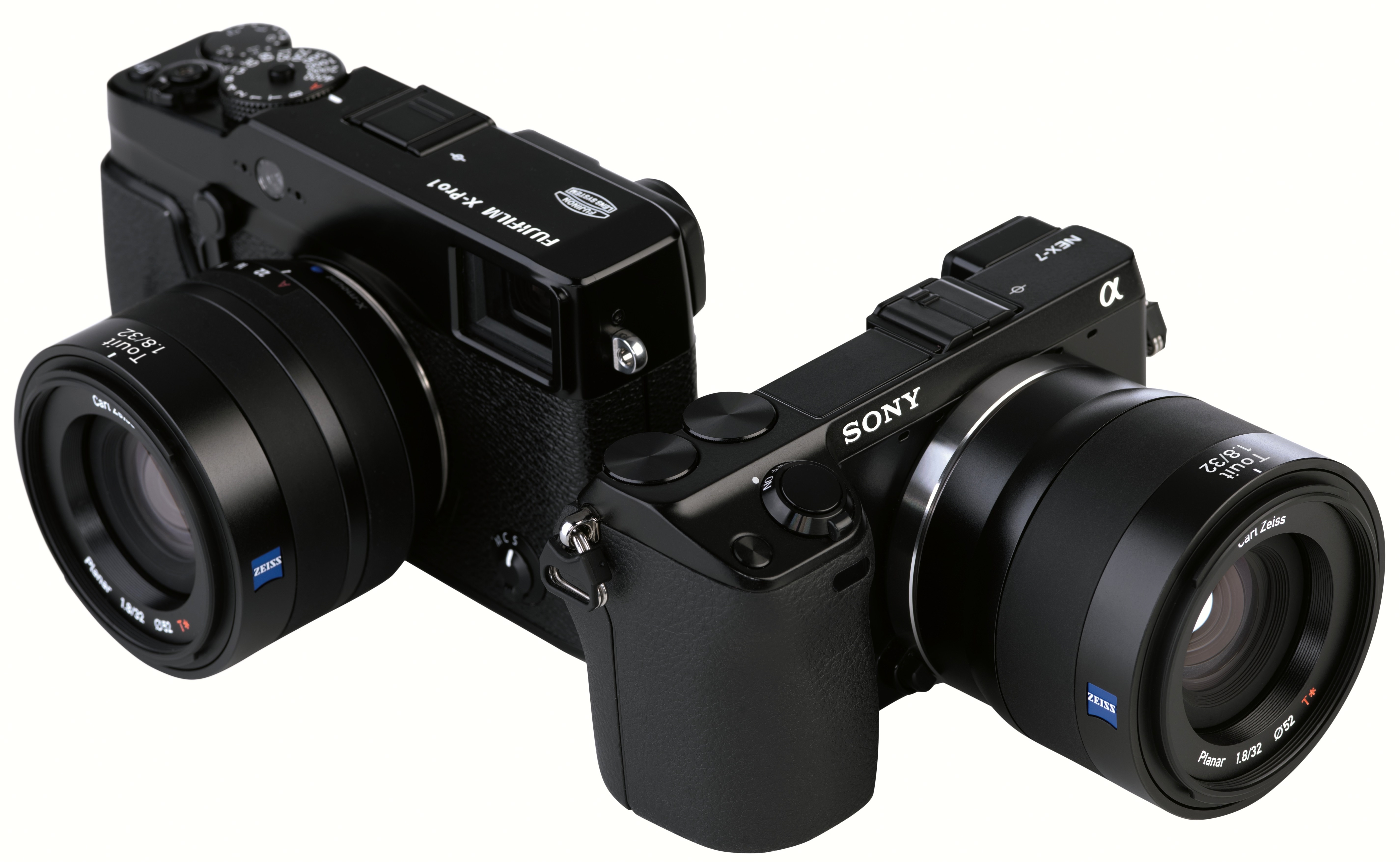 CARL ZEISS TOUIT 32MM F1.8-01