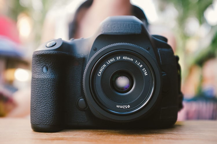 Canon EF 40mm f2.8 STM