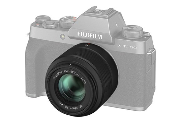 FUJIFILM XC 35MM F2