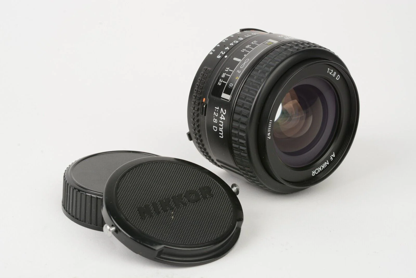 NIKON AF 24MM F2.8D