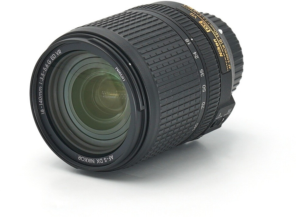 Nikon AF-S 18-140mm