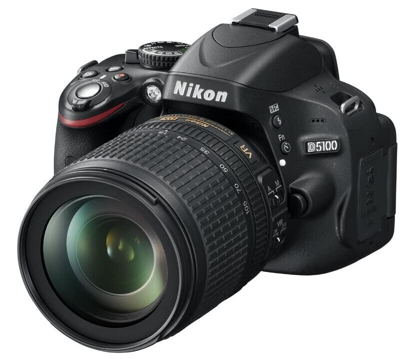 Nikon D5100 kết hợp với ống kính 18-55mm cơ bản