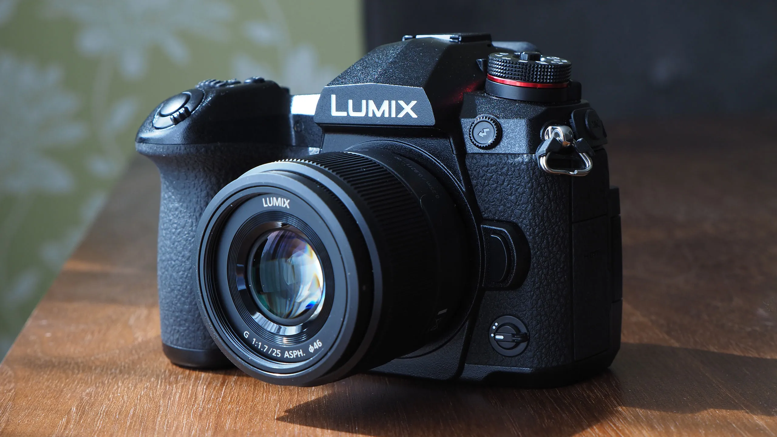 PANASONIC LUMIX G 25MM F1.7 ASPH