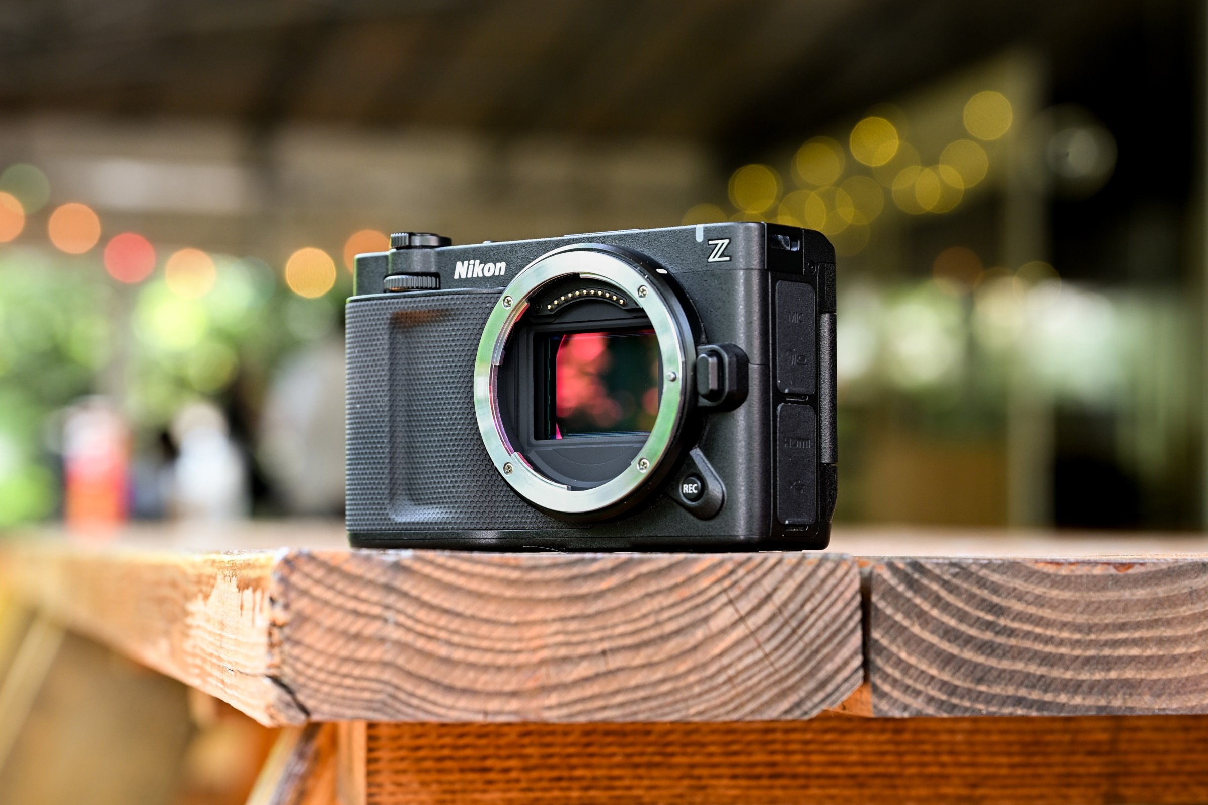 Review Nikon ZR