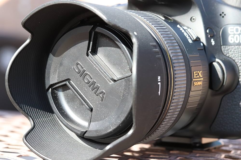 Sigma 30mm f1.4 EX DC HSM